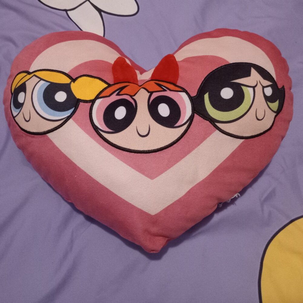 SHEIN x Powerpuff Girls Heart Pillow
